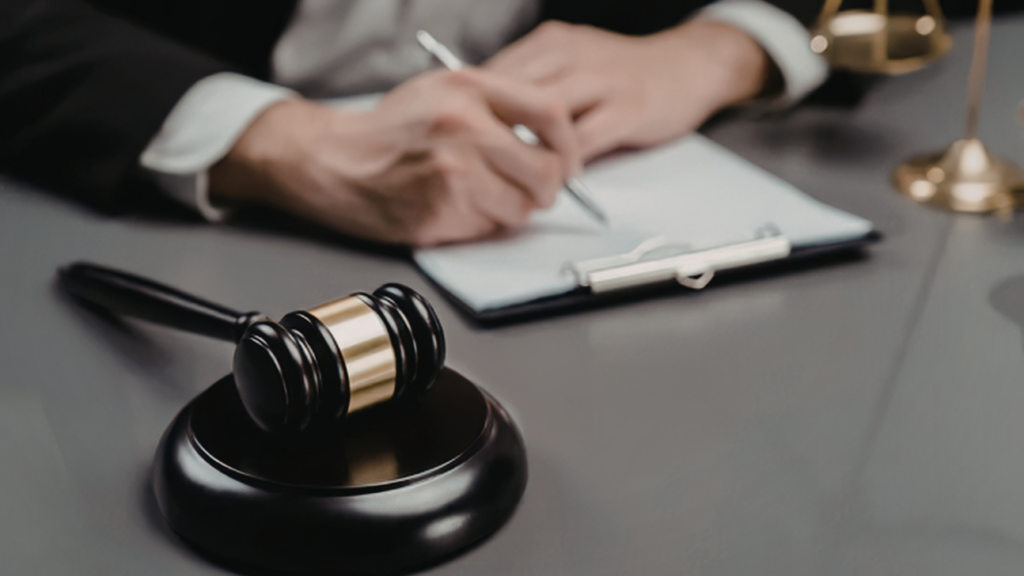 Why Trust an Oxnard Personal Injury Attorney With a Fatal Car Crash Claim